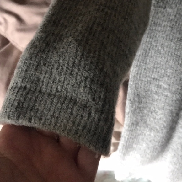 Forever 21 light sweater dress - Picture 4 of 5